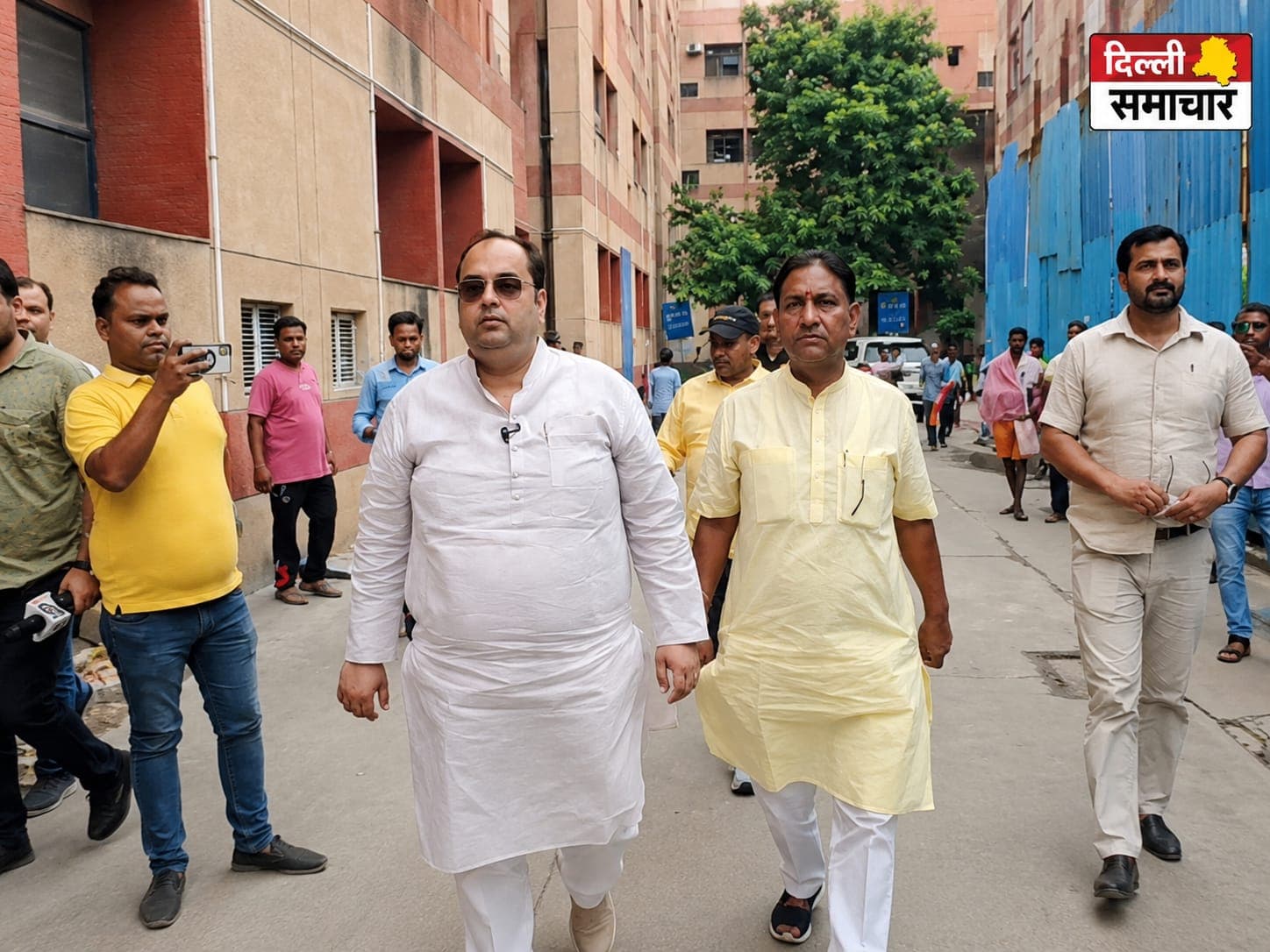 Narela : सत्यवती राजा हरिश्चंद्र अस्पताल पहुंचे स्वास्थ्य मंत्री डॉ. पंकज कुमार सिंह, स्वास्थ्य सेवाओं का लिया जायज़ा