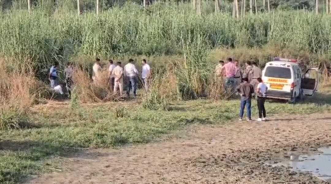 Delhi : नरेला nia थाना क्षेत्र की झाड़ियों से 10-12 साल के बच्चे का शव मिलने से हड़कंप