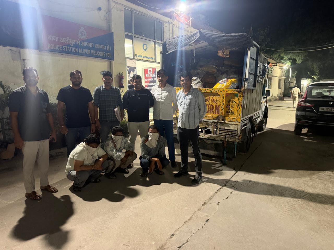दिल्ली पुलिस की बड़ी कार्रवाई: अलीपुर पुलिस ने सुलझाई चोरी की गुत्थी, 3.81 टन चावल के साथ 3 गिरफ्तार..!